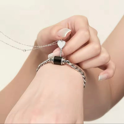 Set Bracciale e Collana ‘Love & Lock’