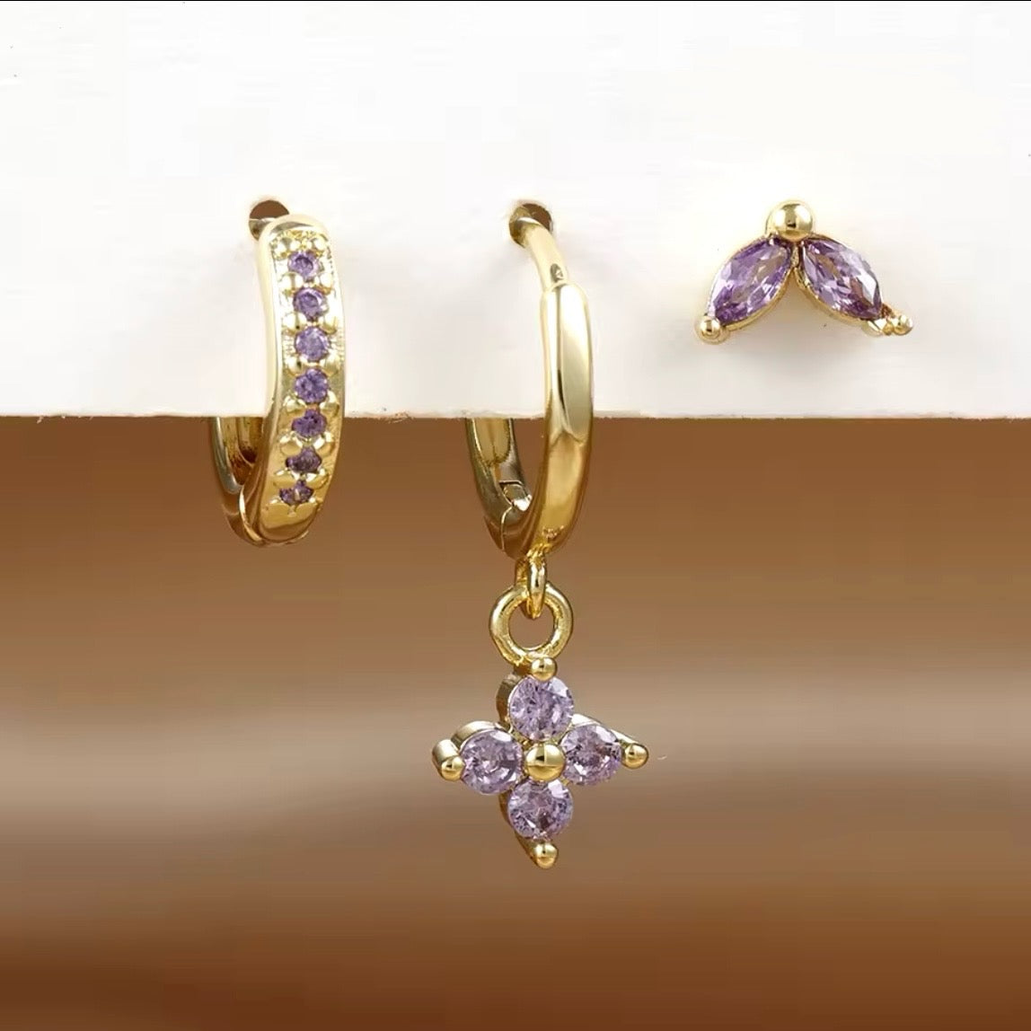 Set di 3 Orecchini Monogram Flower con Zirconi Oro/Argento